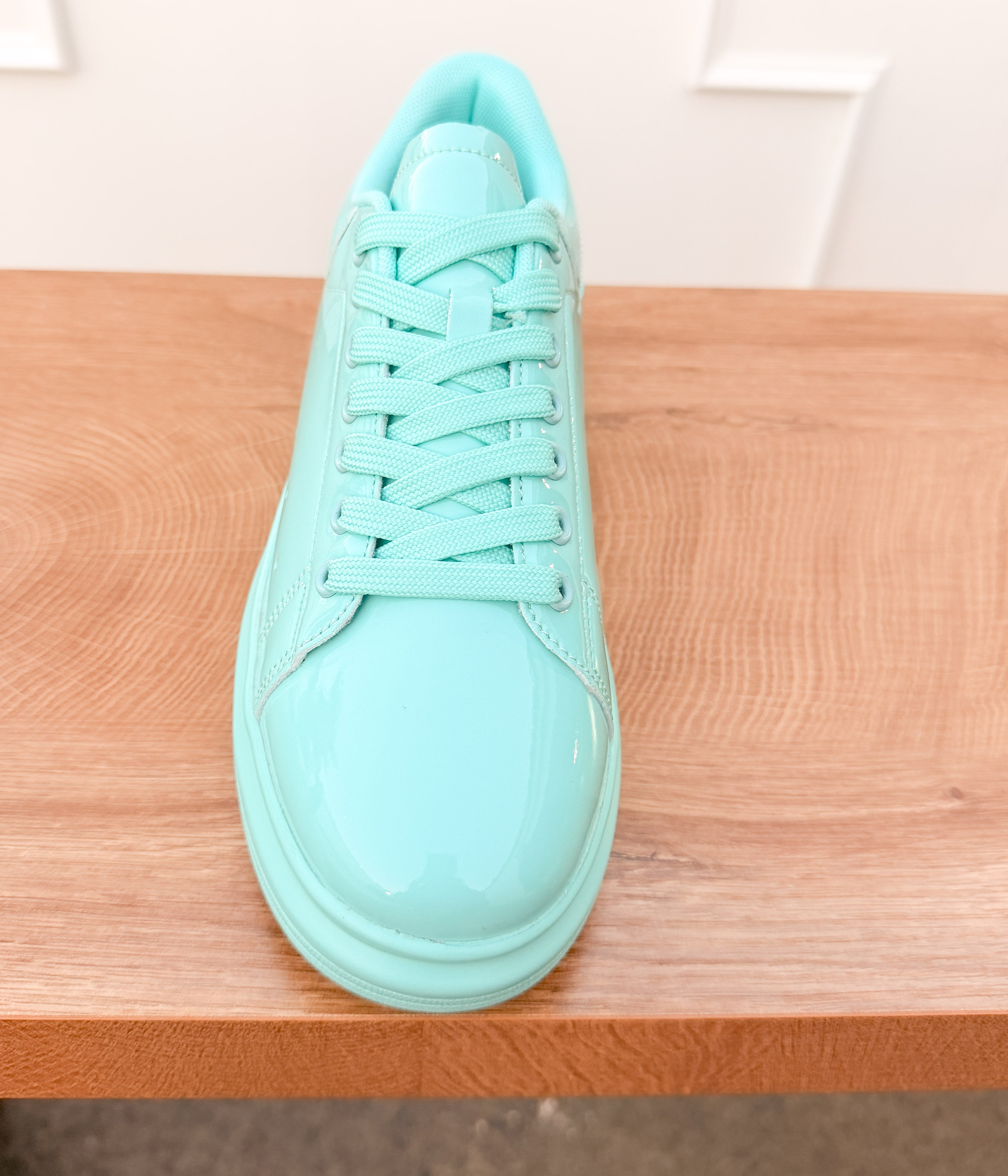 Lori Color Drench Sneakers in Mint