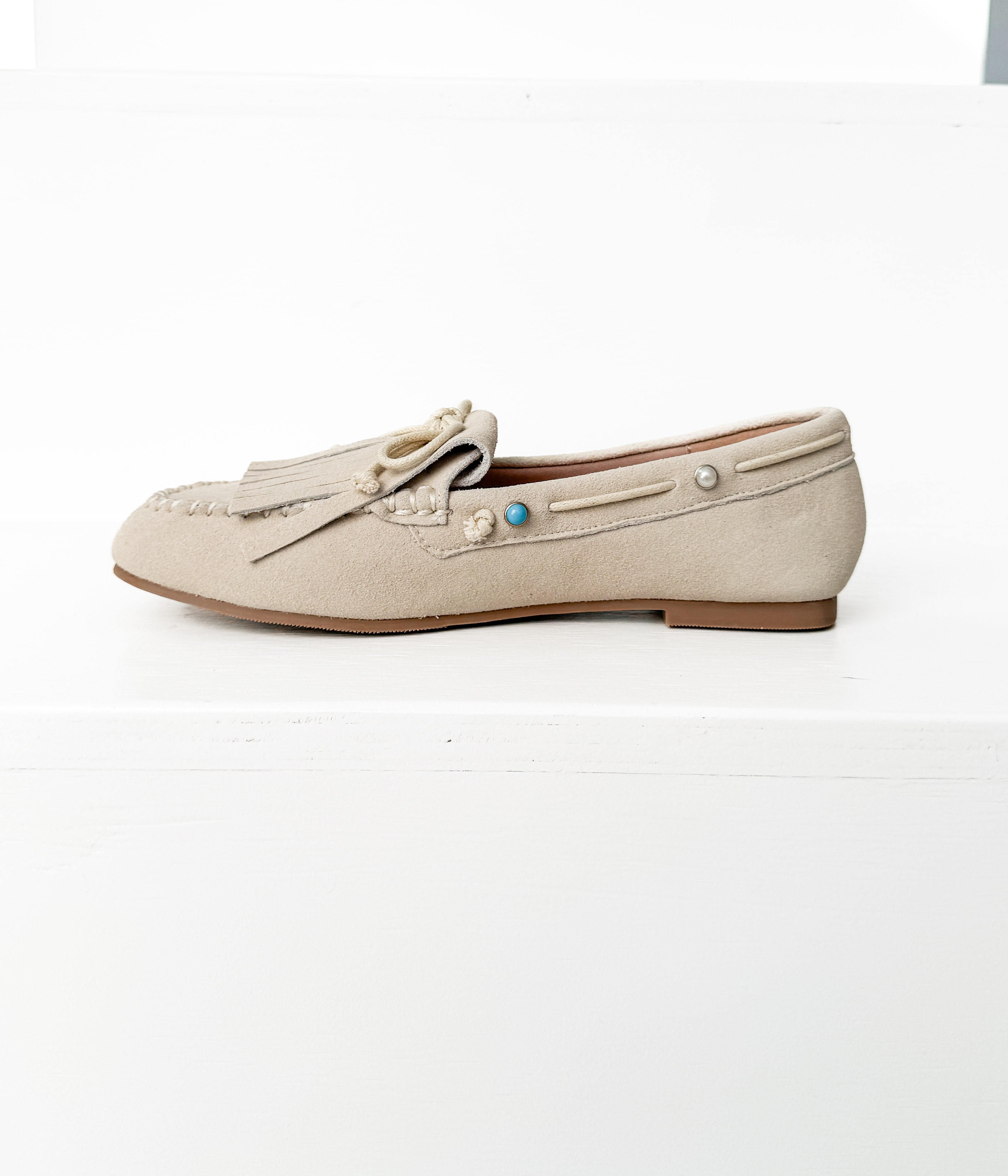 Moccasin Flats in Cream - Rural Haze