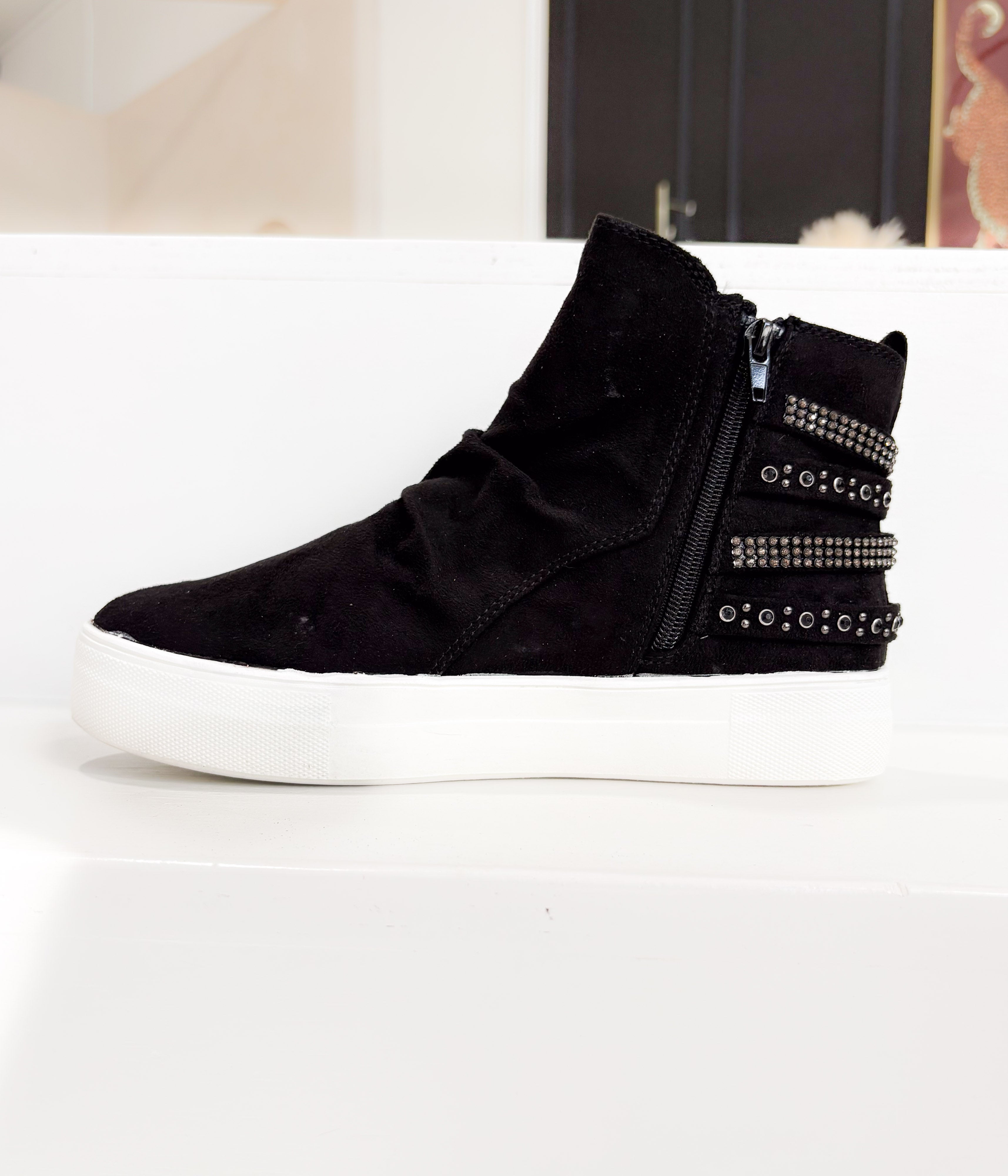 Muly Sneaker in Black - Rural Haze
