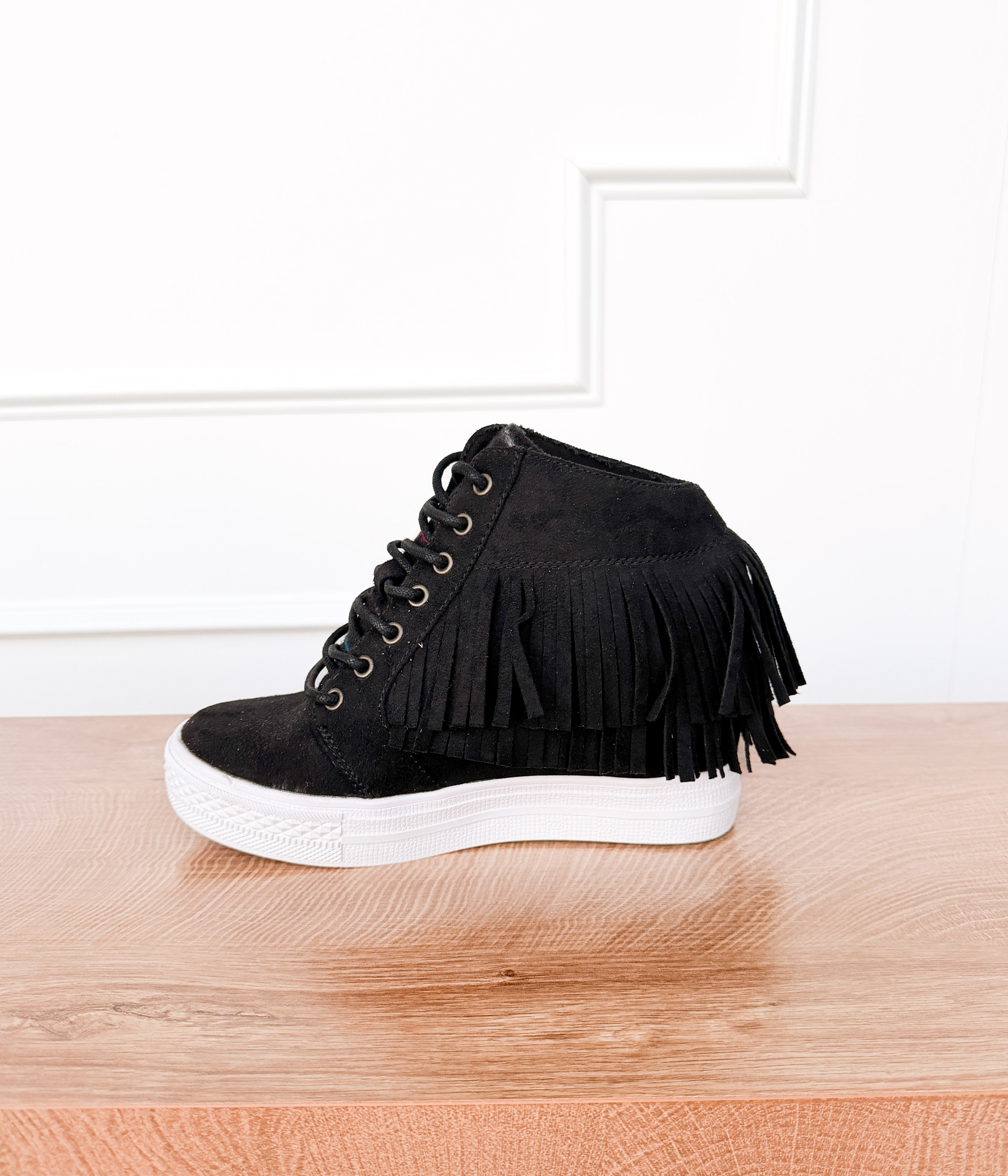 Nick Fringe Sneaker Wedge in Black - Rural Haze