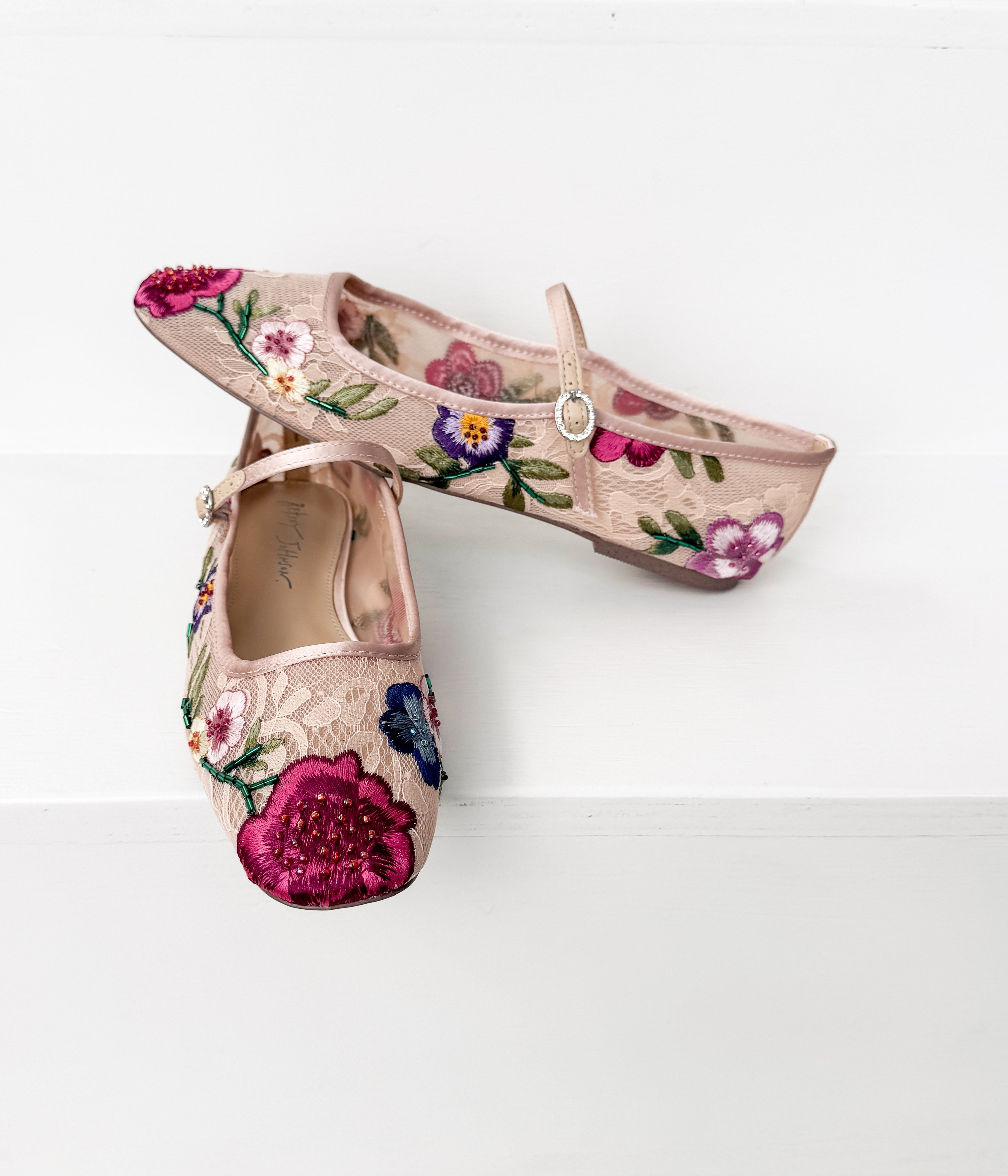 Nova Lace Flats in Blush