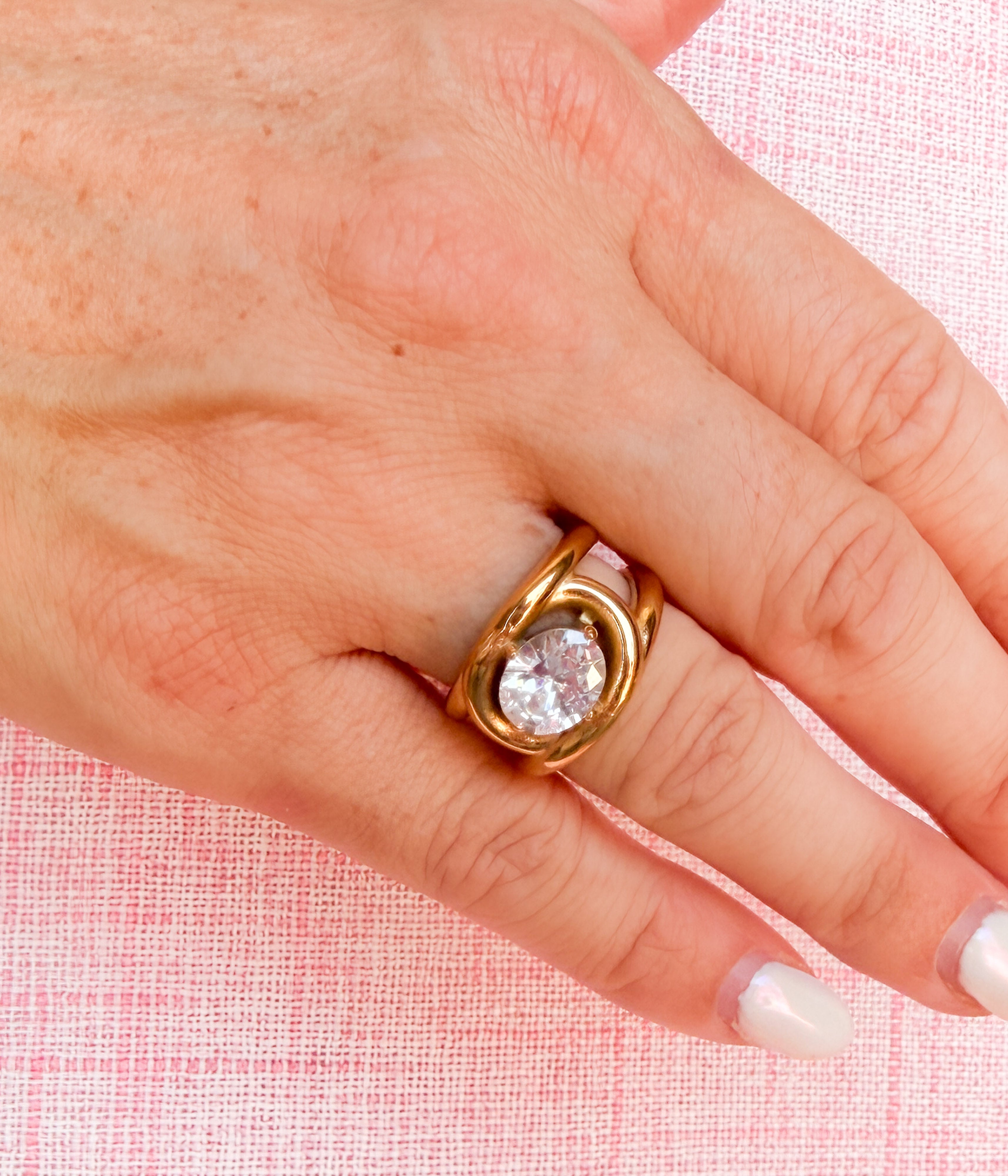 Gold Wrap Solitaire Ring