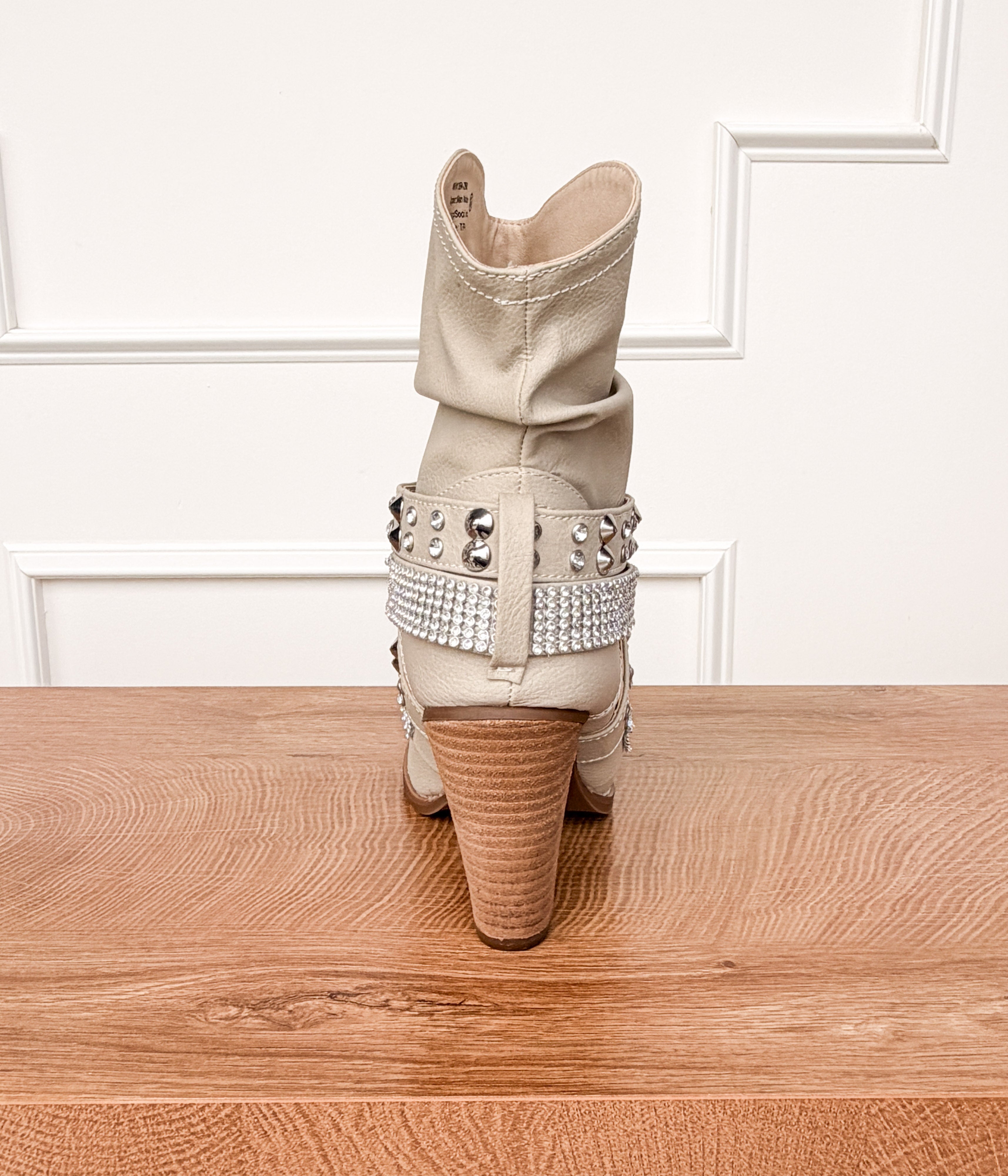 Short Change Booties in Cream - Rural Haze