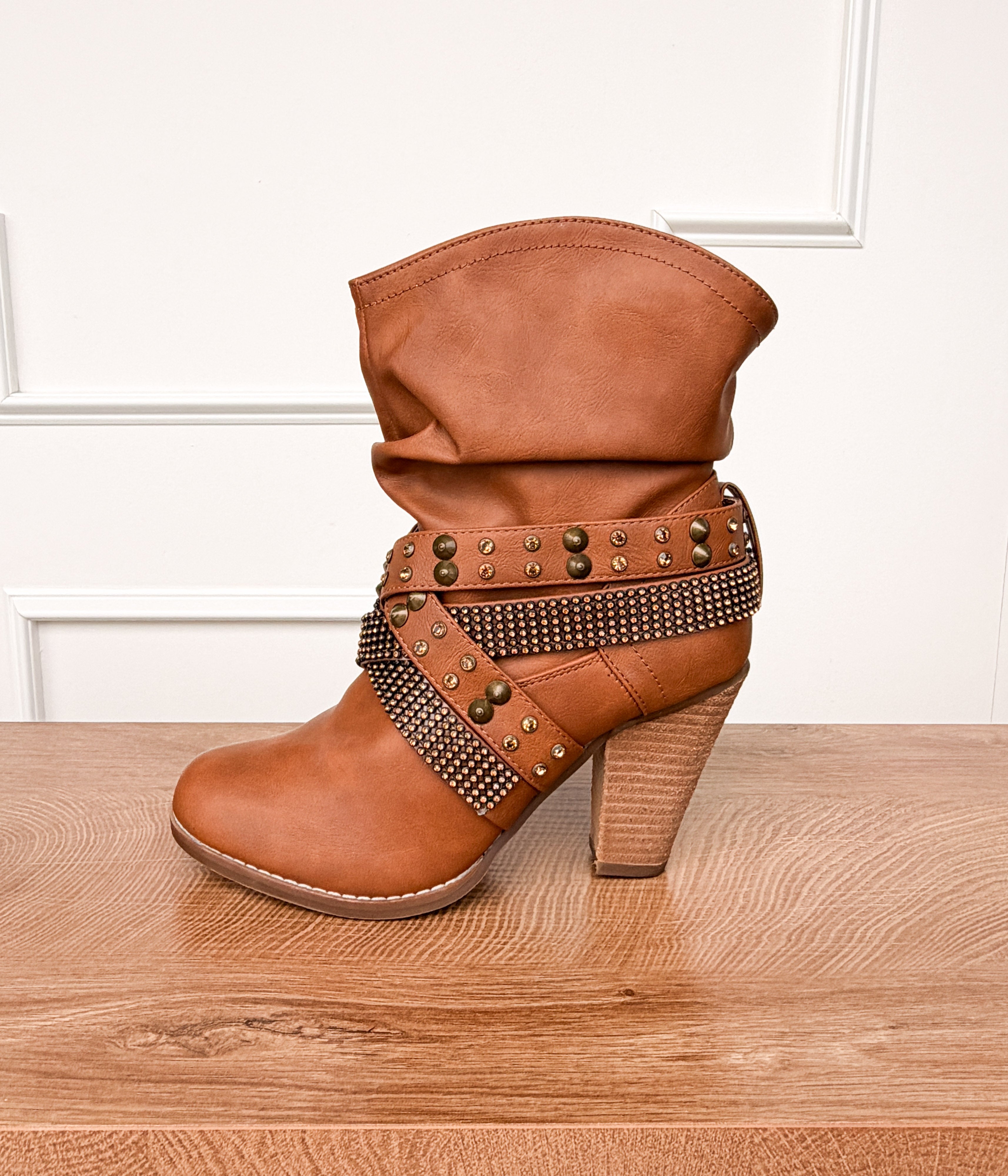 Short Change Booties in Tan - Rural Haze