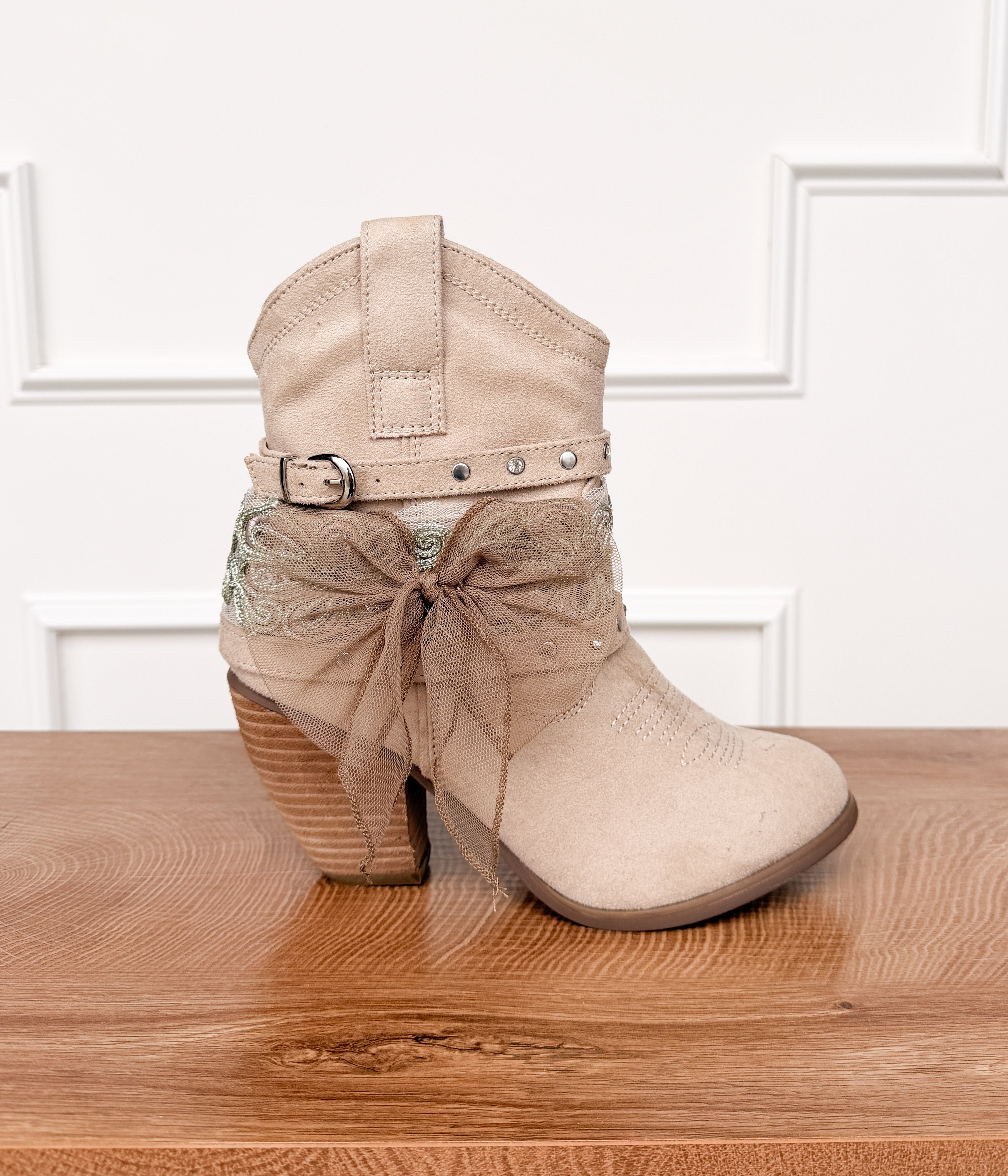 Stash Bootie in Cream