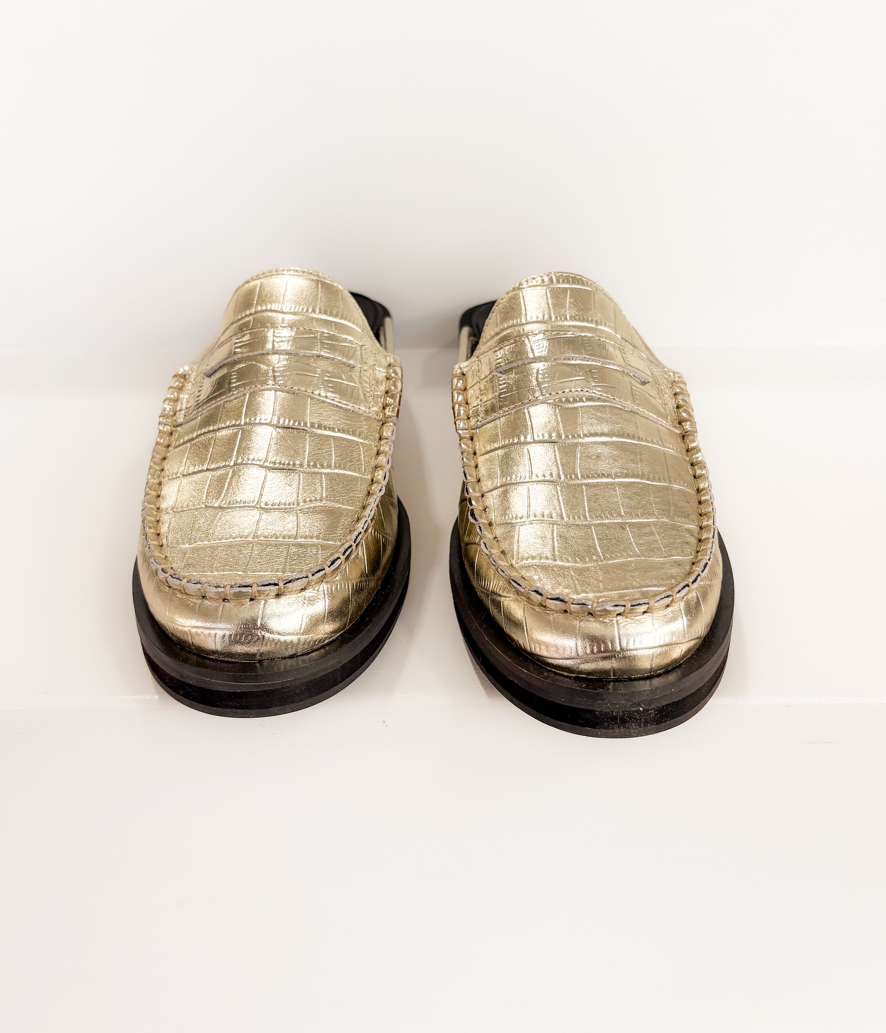 Tasha Loafer Mule in Gold