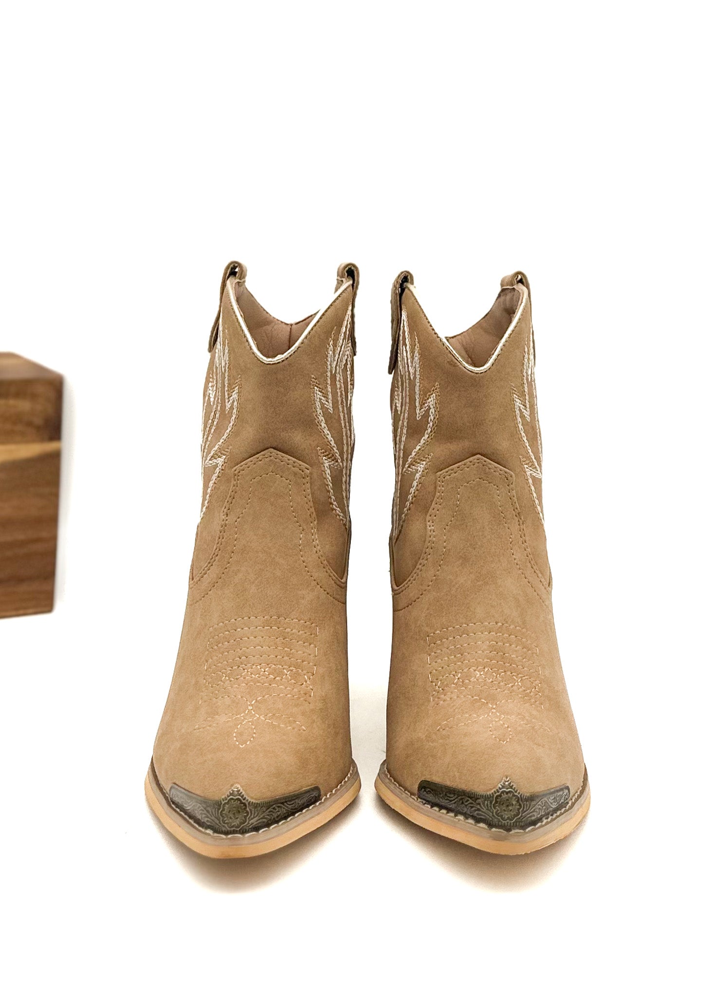 Taylor Ankle Boot in Beige