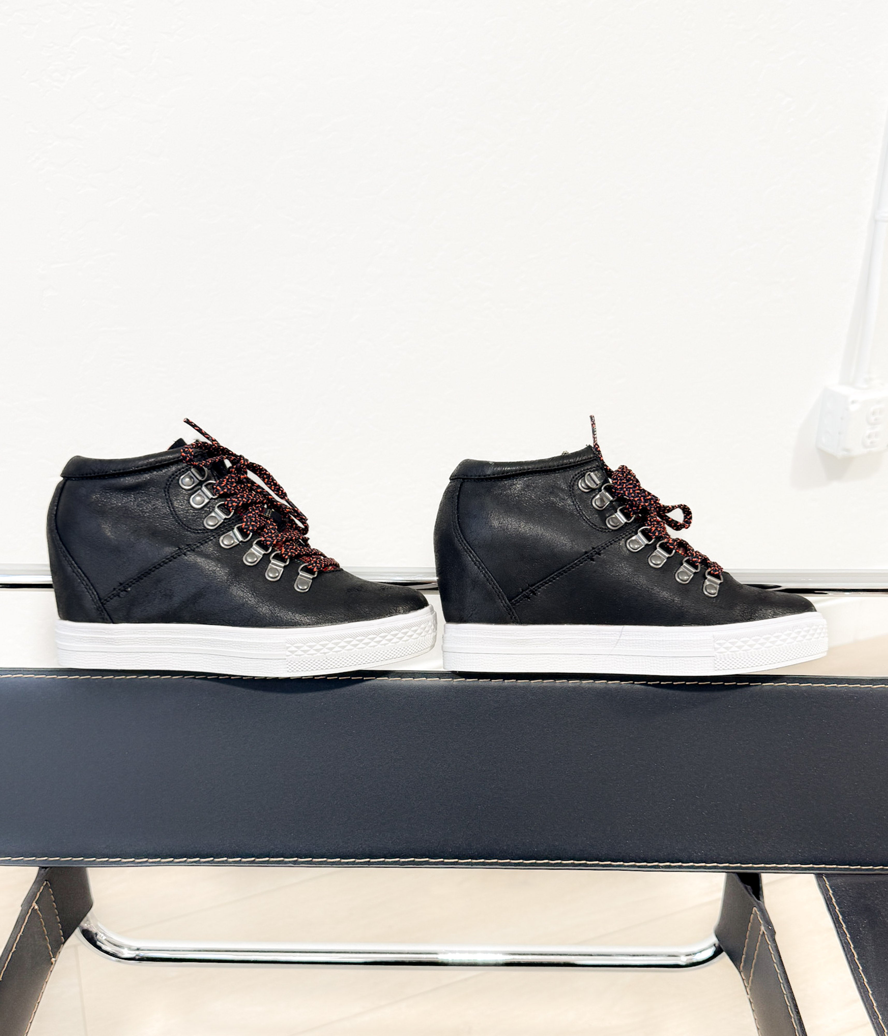 Tibi Sneaker in Black