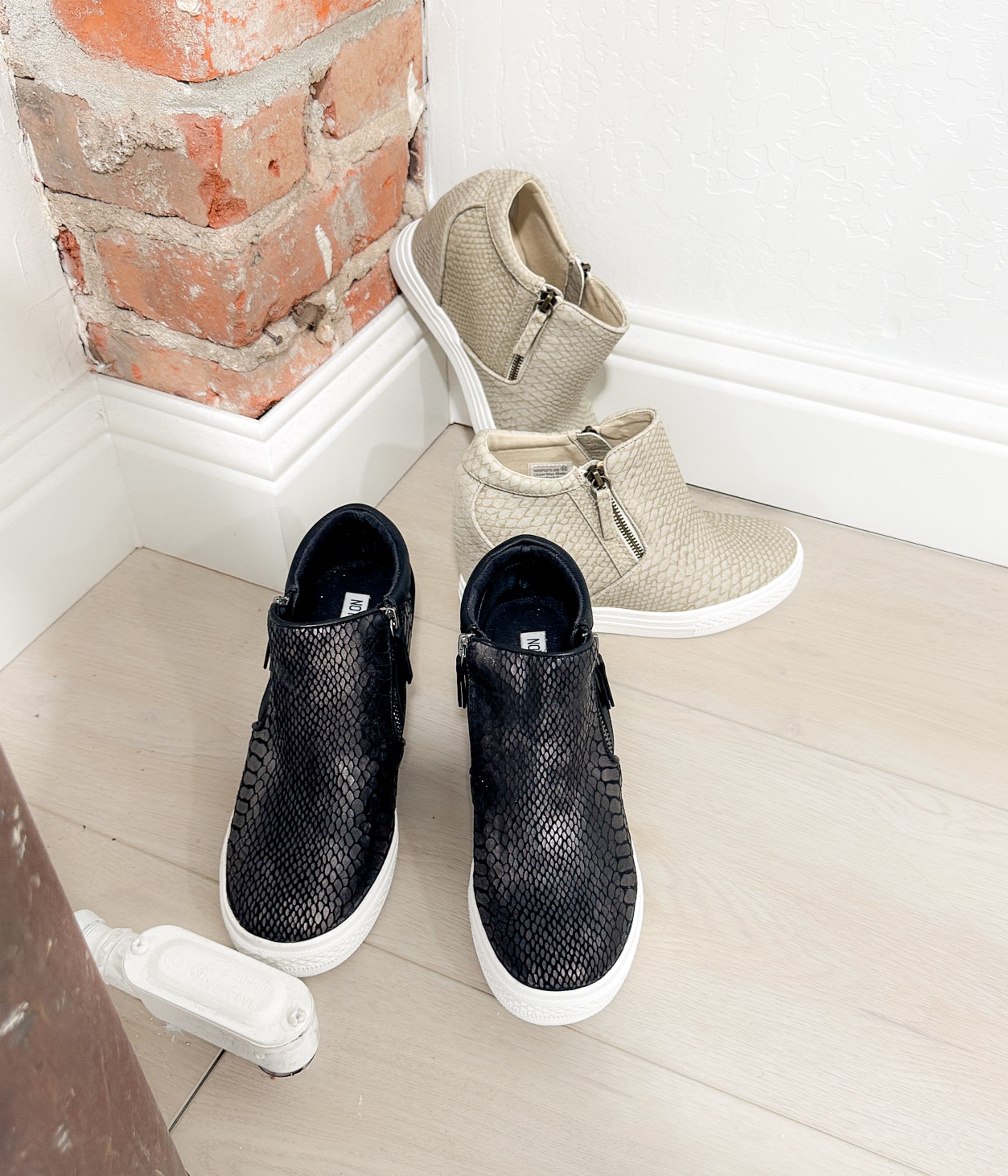 Timmibelle Wedge Sneaker in Black