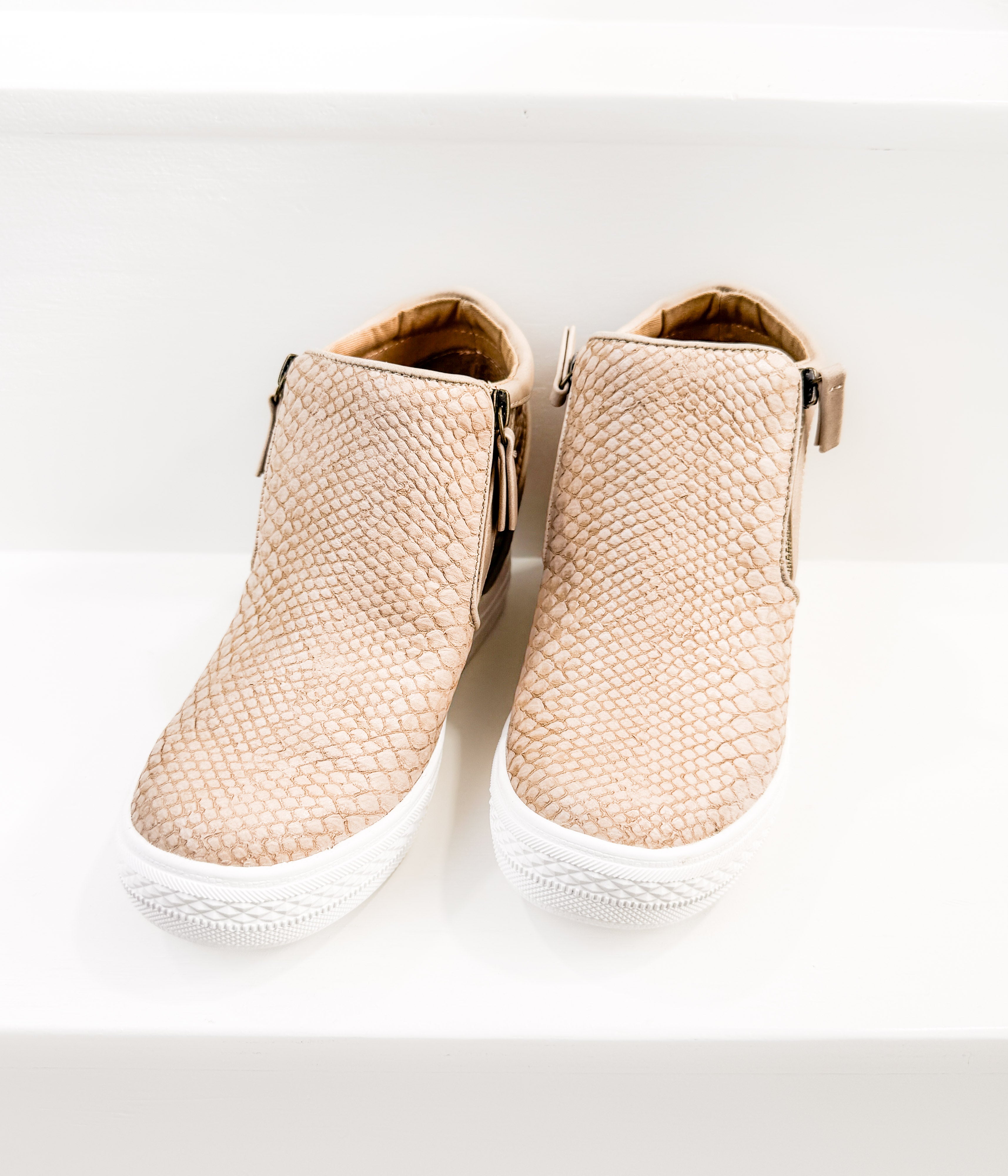 Timmibelle Wedge Sneaker in Blush