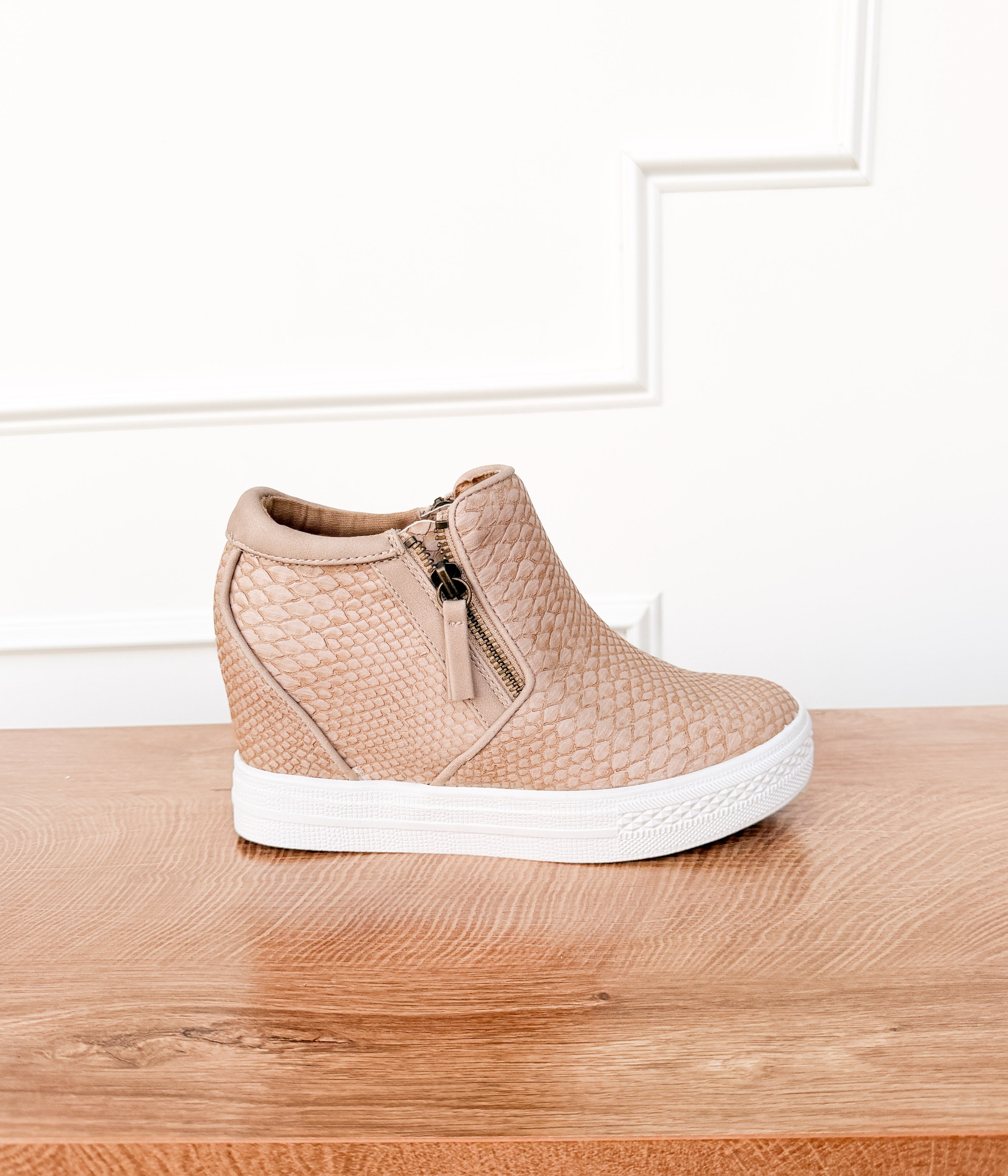 Timmibelle Wedge Sneaker in Blush - Rural Haze