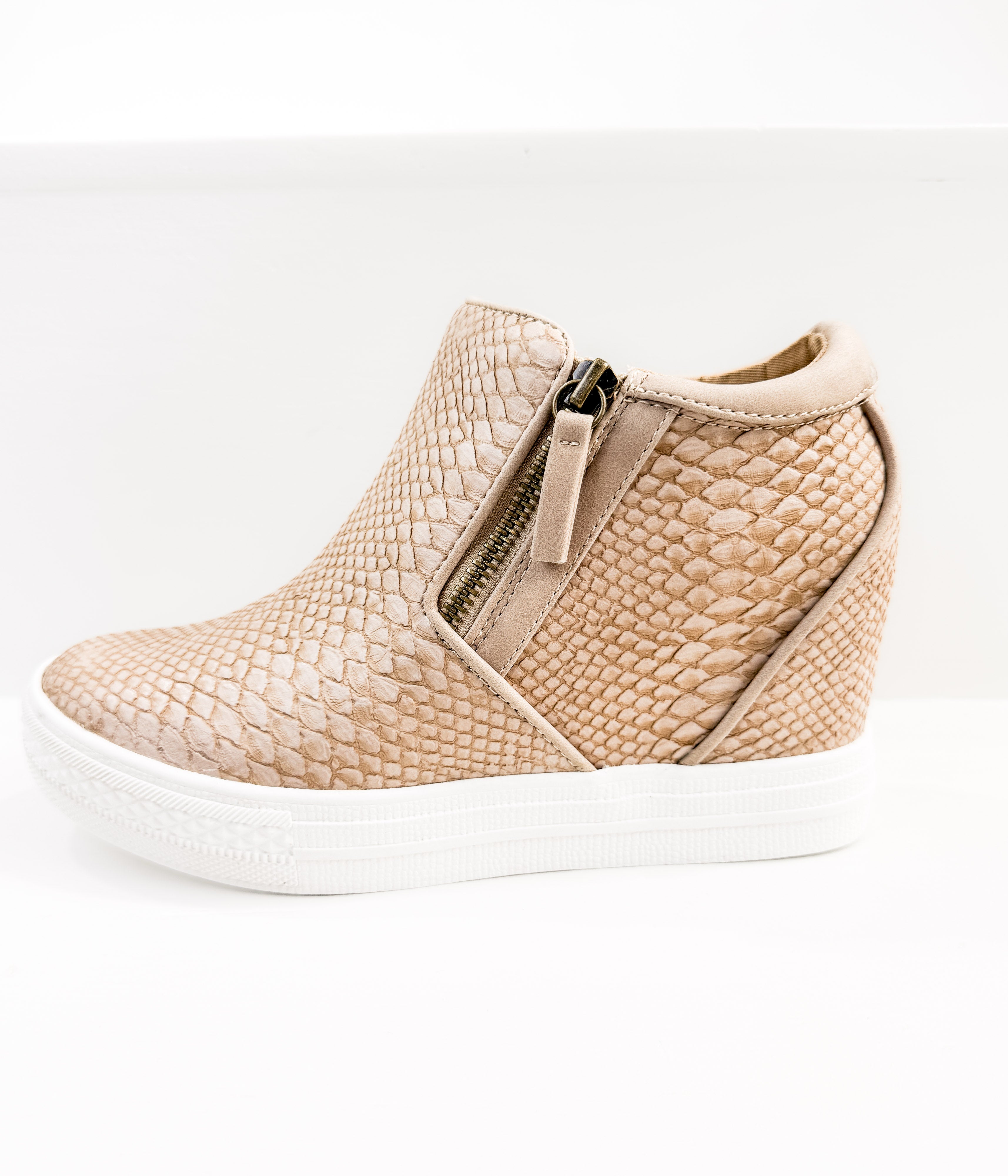 Timmibelle Wedge Sneaker in Blush