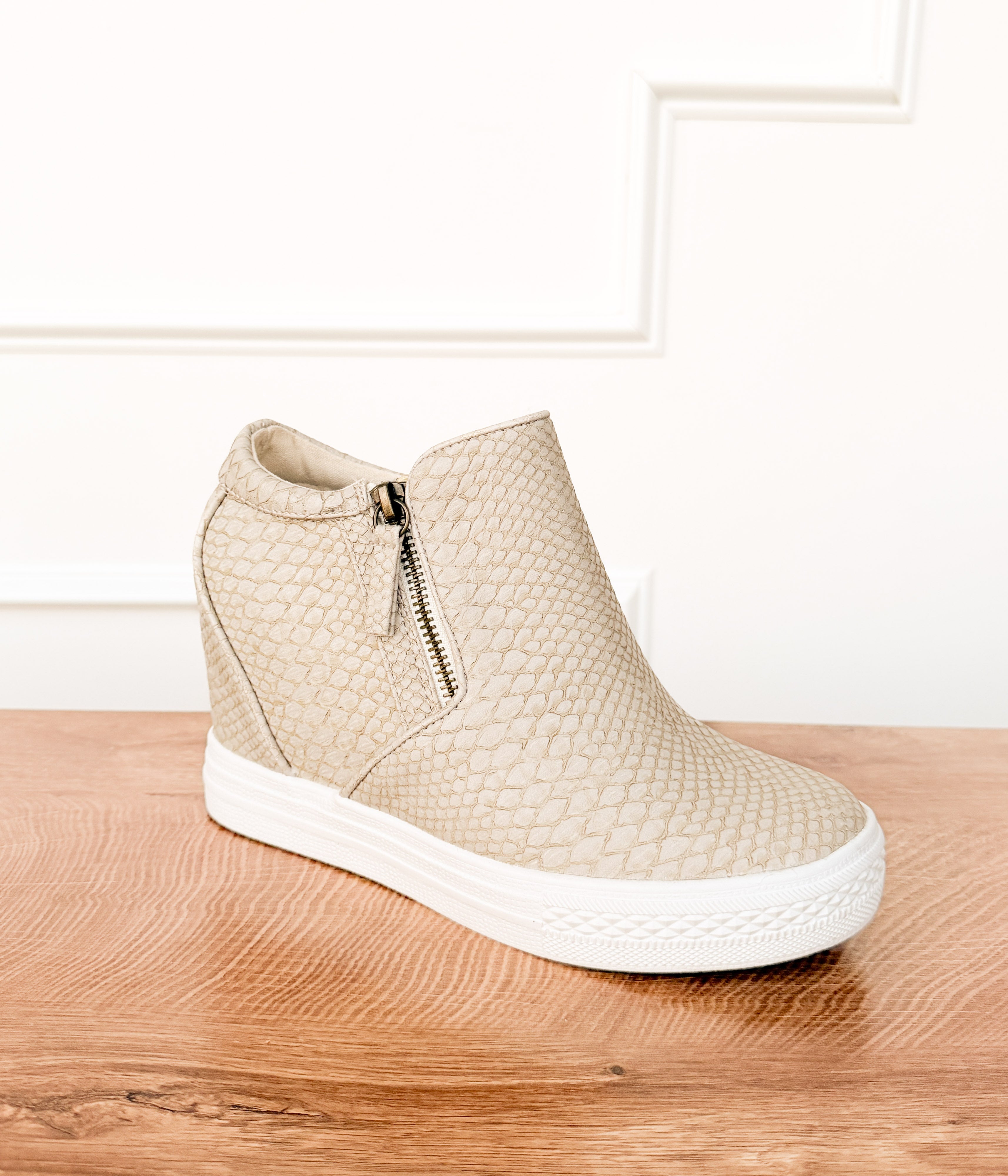 Timmibelle Wedge Sneaker in Cream - Rural Haze