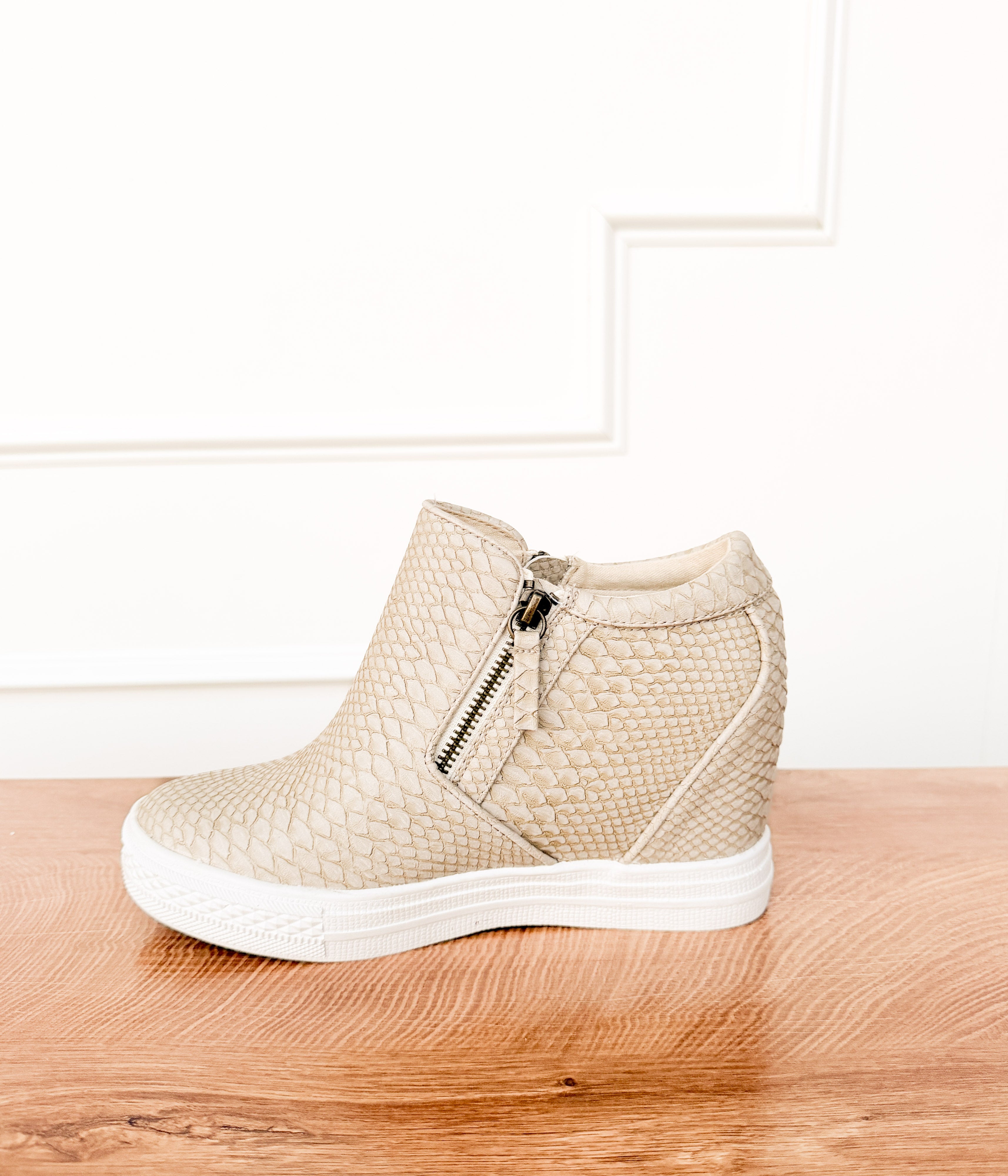 Timmibelle Wedge Sneaker in Cream - Rural Haze
