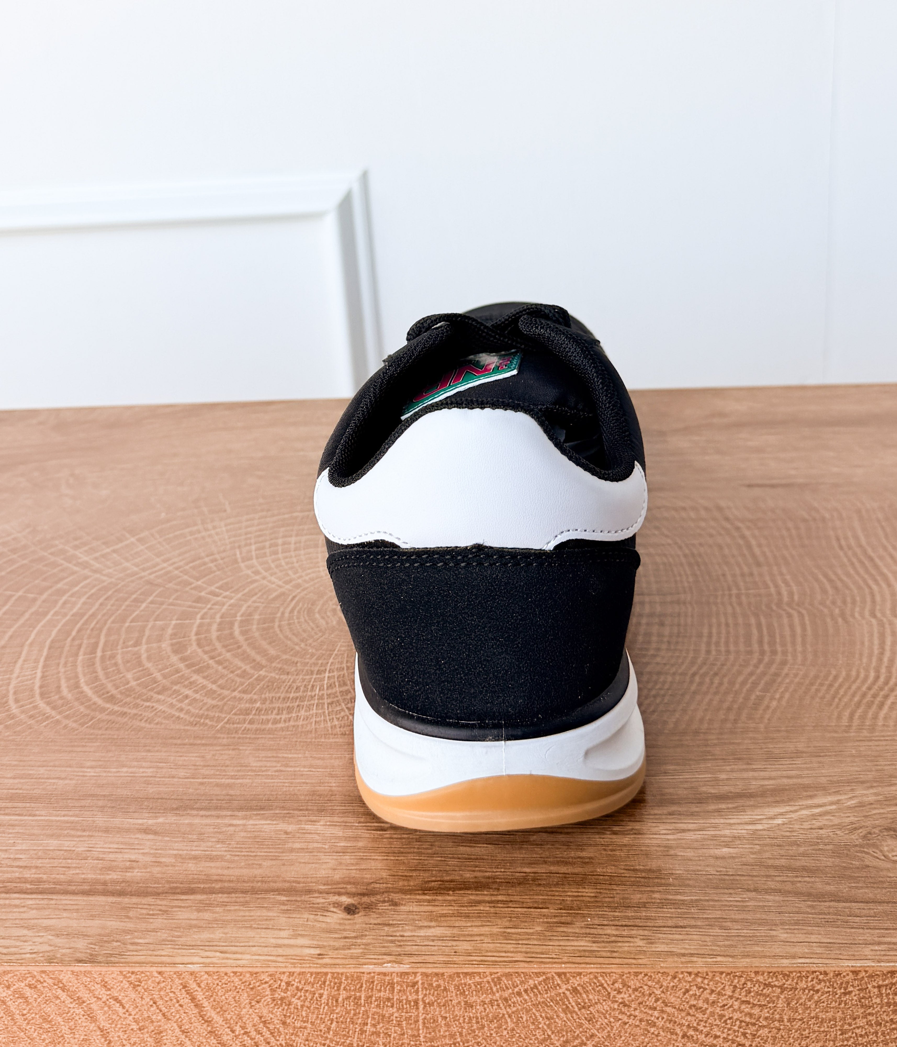 Tokyo Dual Stripe Sneakers in Black