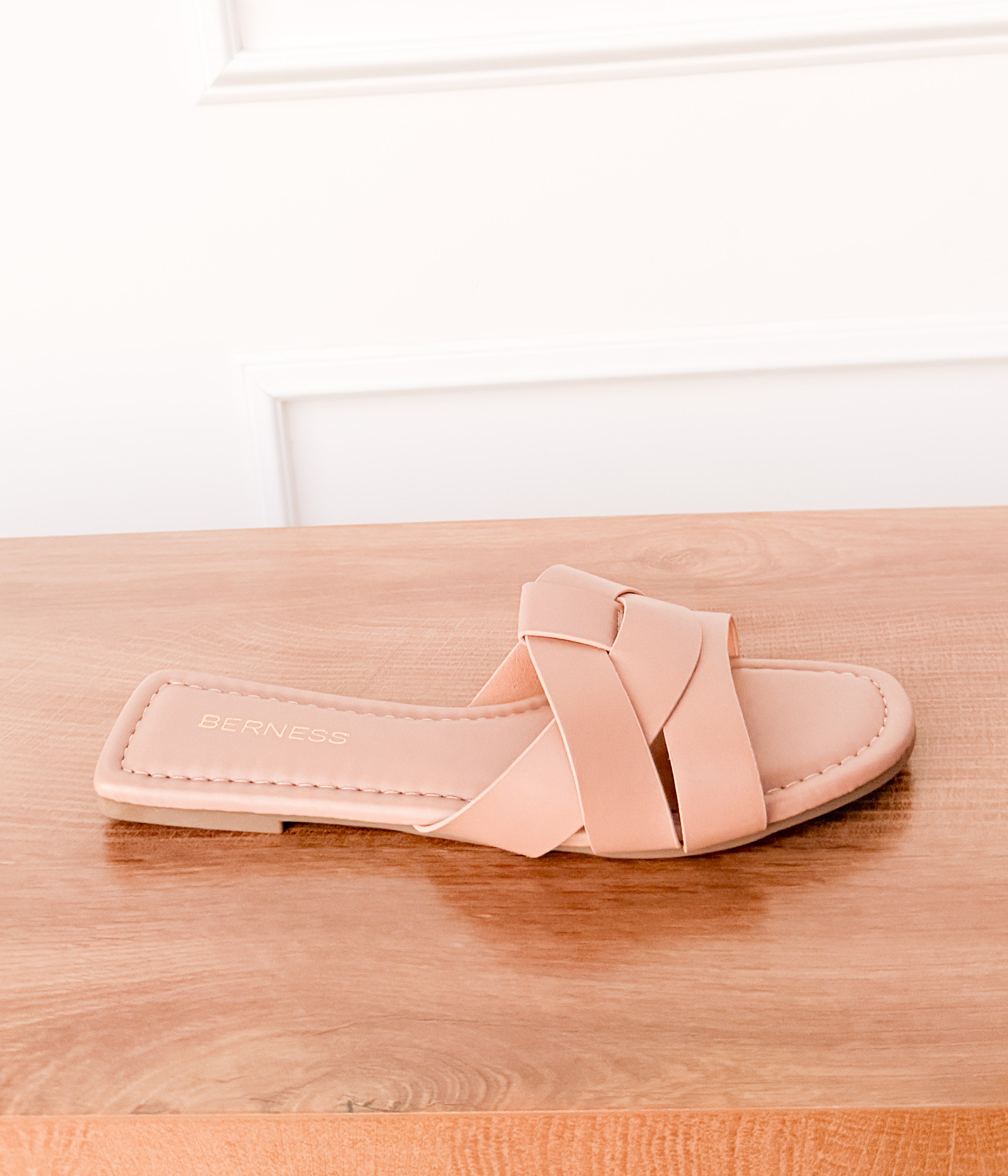 Topaz Sandal in Beige - Rural Haze
