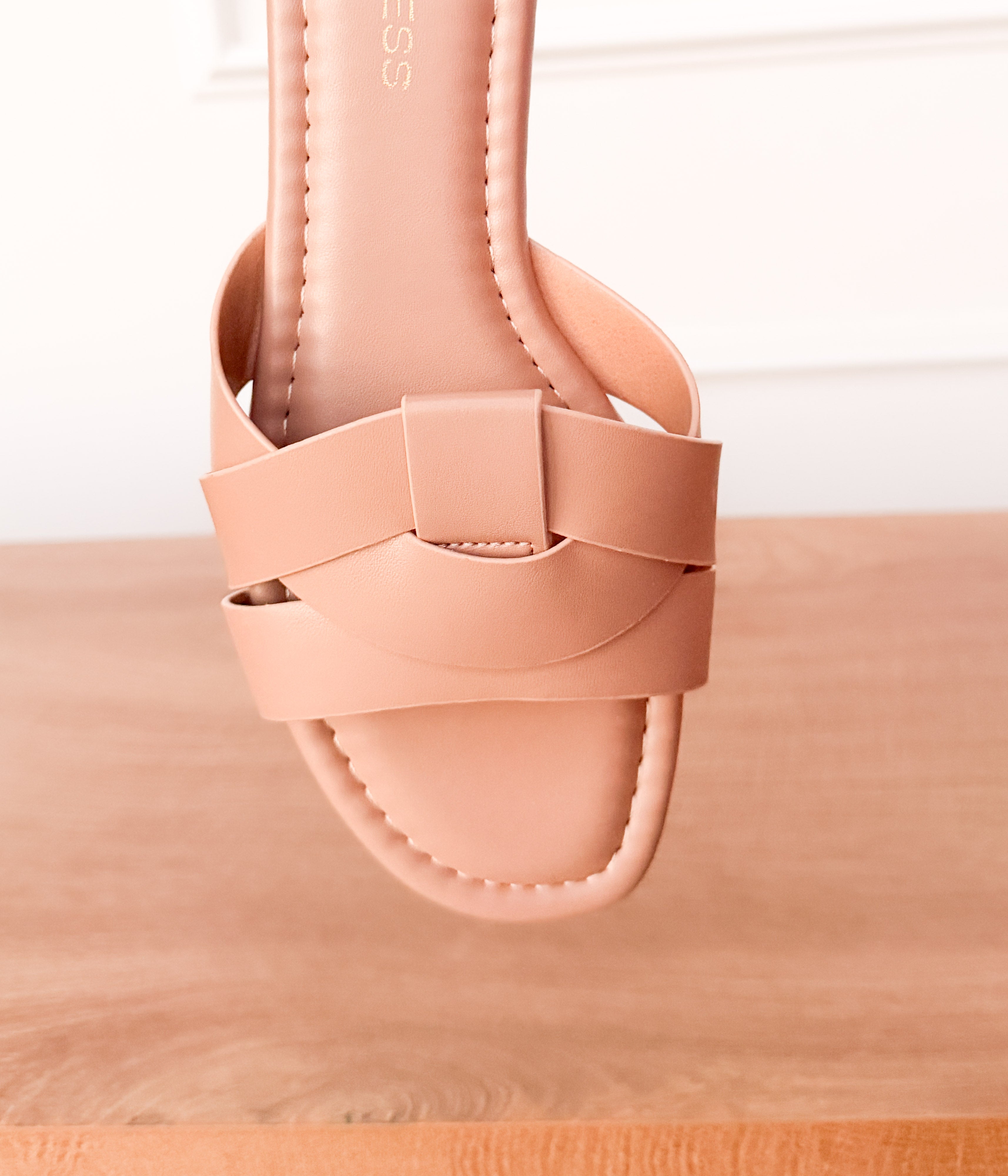 Topaz Sandal in Beige - Rural Haze