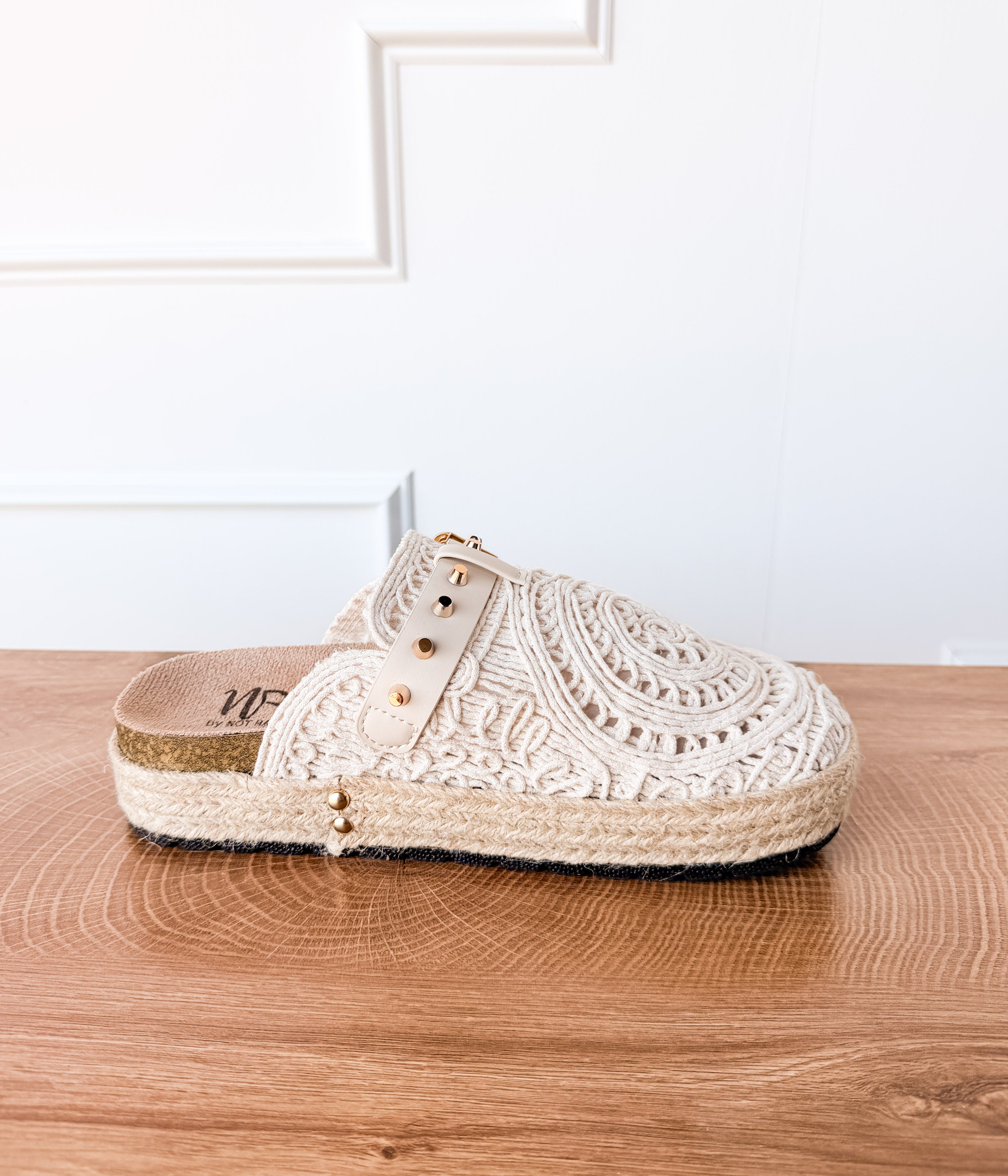 Treads Clogs in White - Rural Haze