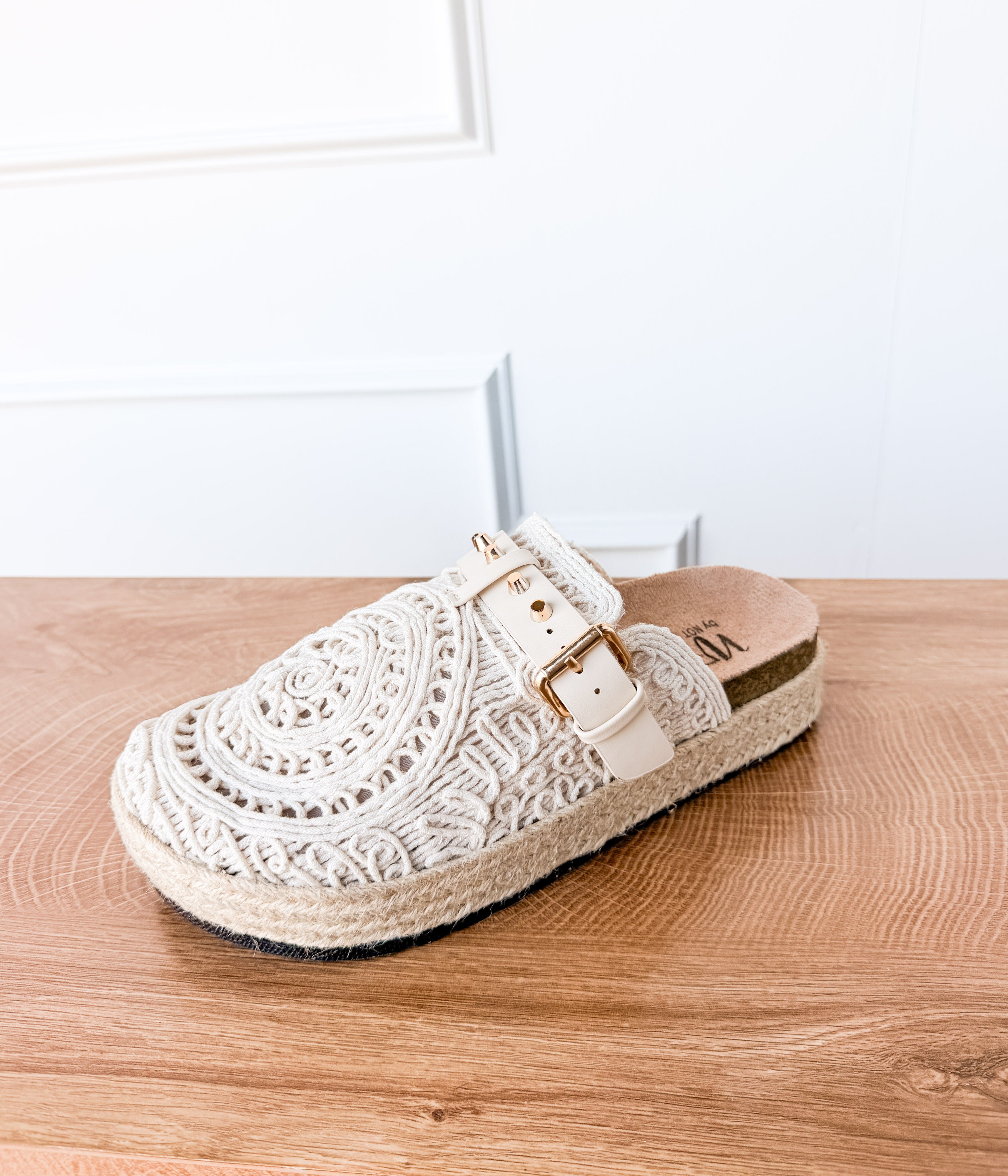Treads Clogs in White - Rural Haze