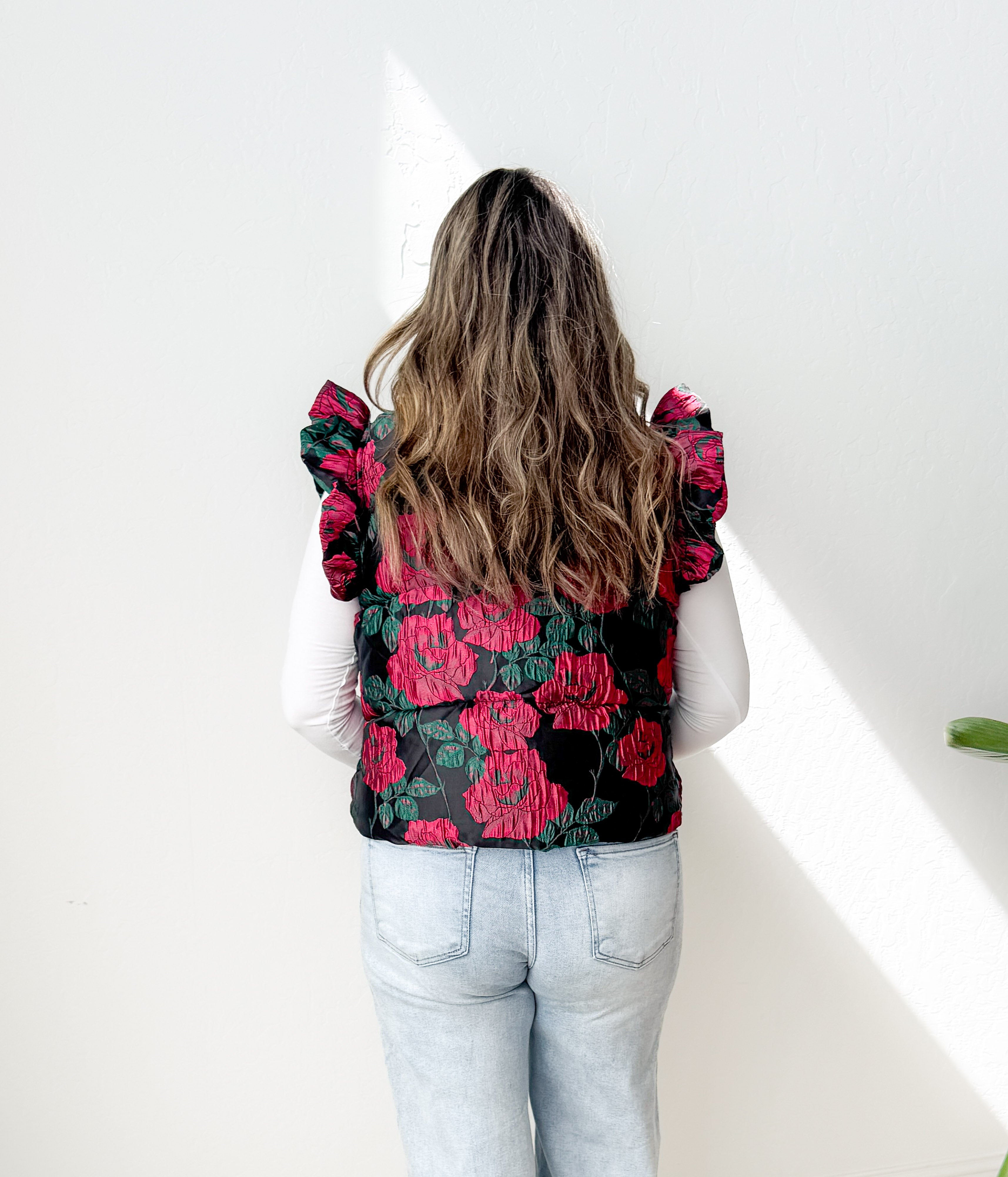 Floral Ruffle Jacquard Vest