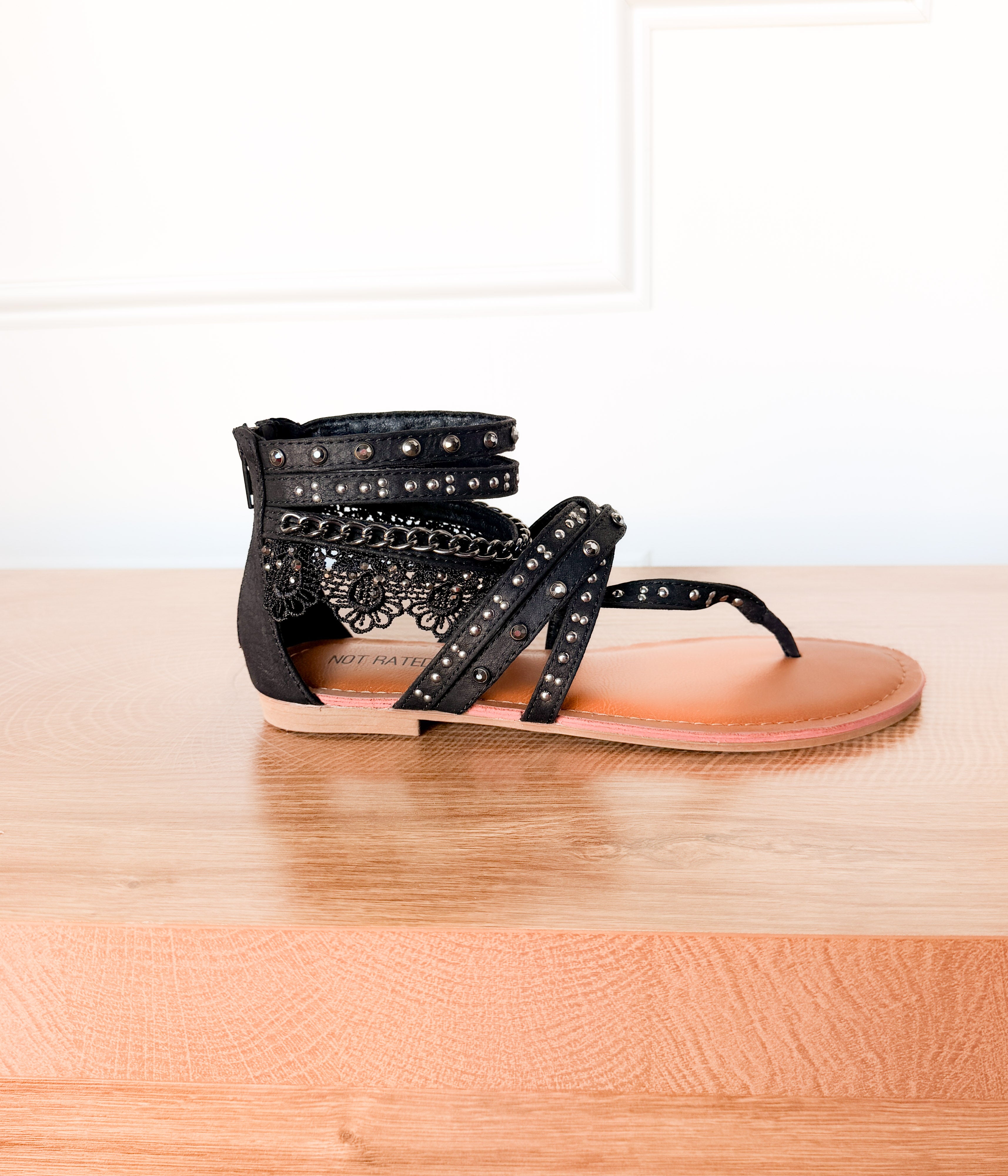 Willow Sandal in Black - Rural Haze