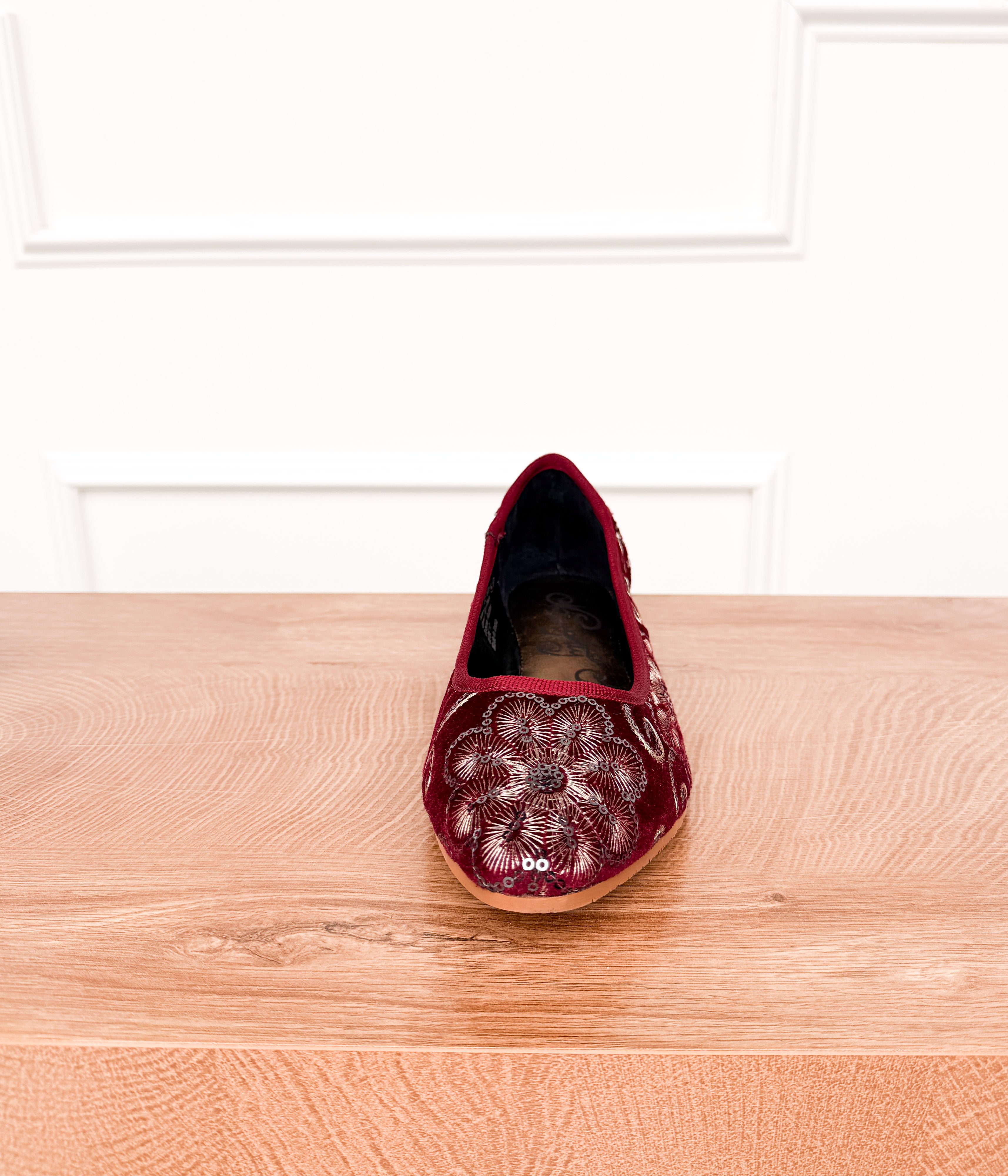 Yuna Flats in Burgundy - Rural Haze