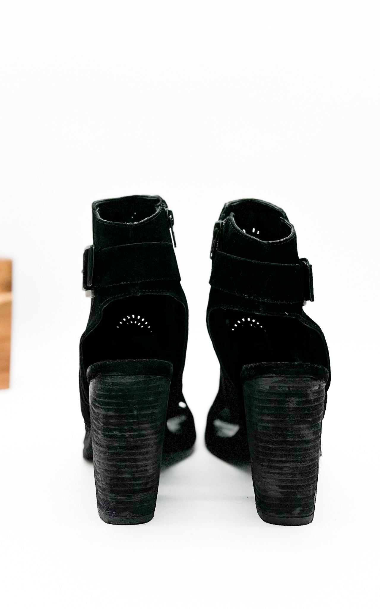 Zuzanna Heeled Sandal in Black - Rural Haze