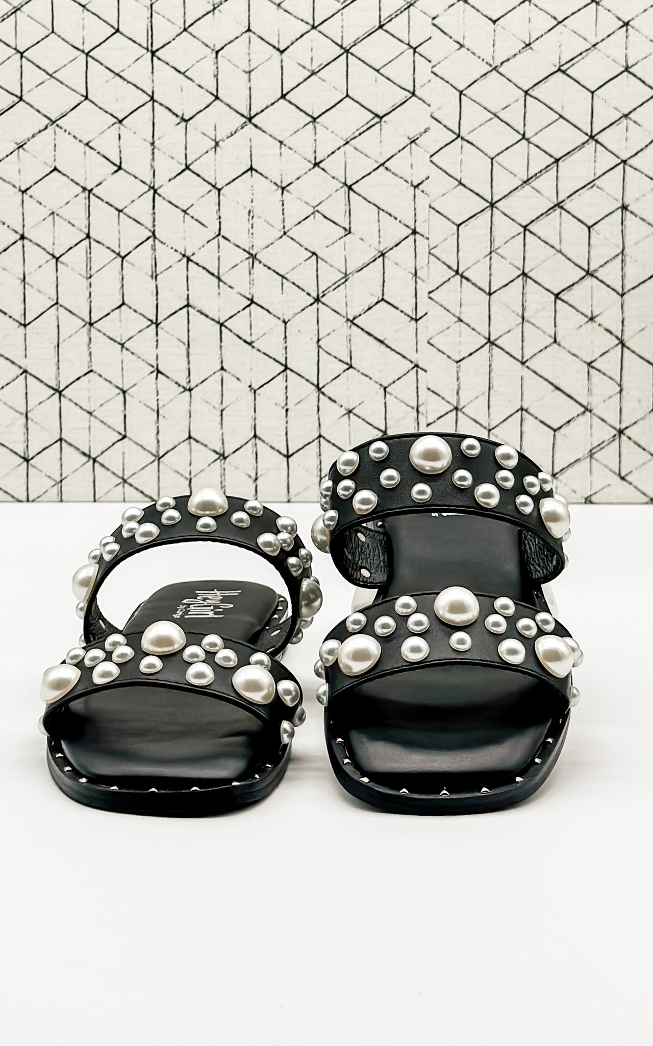 Marie Sandal in Black with Pearls