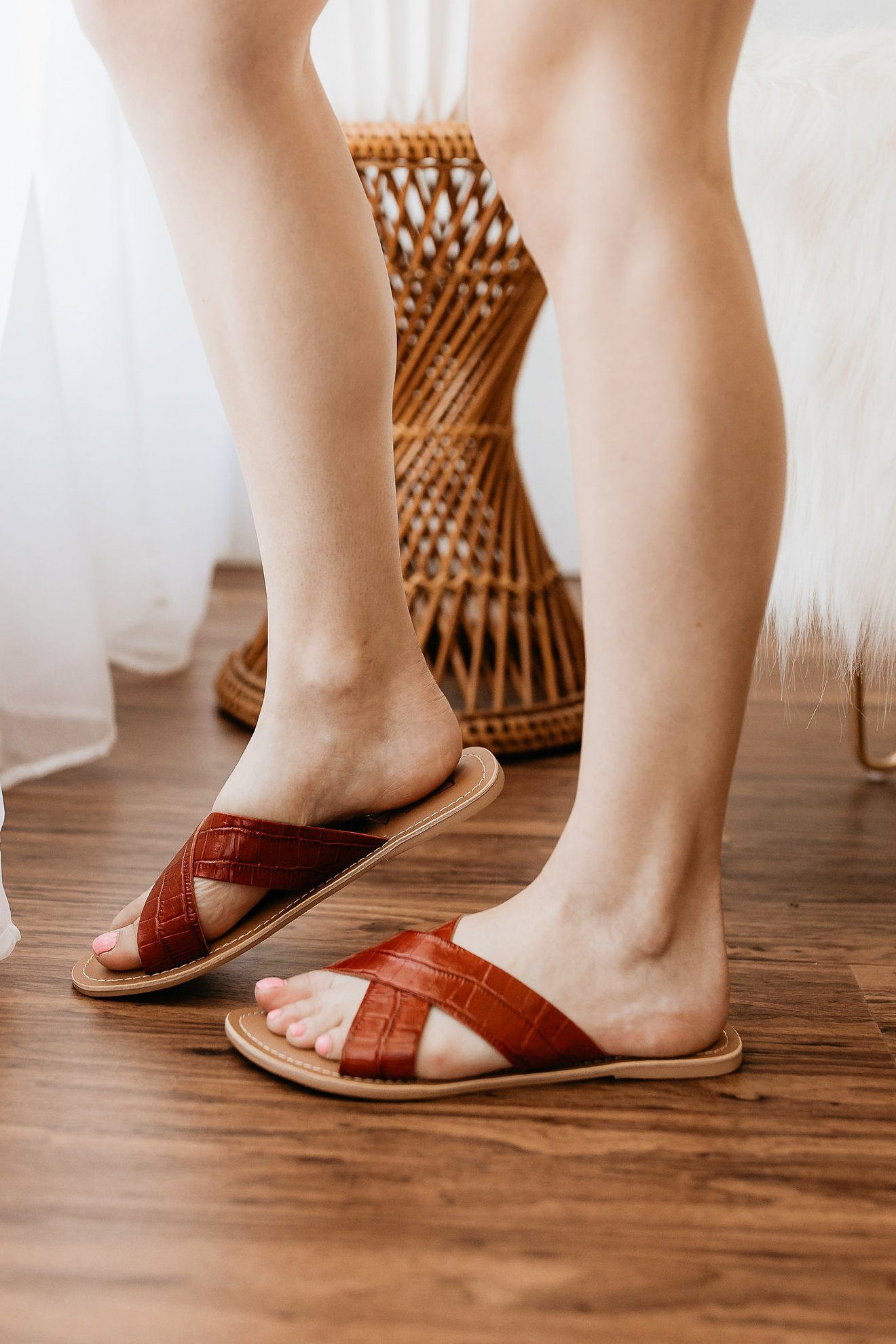 Matisse Pebble Sandal in Red Croc - Rural Haze